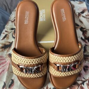 Size 8 Michael Kors sandals